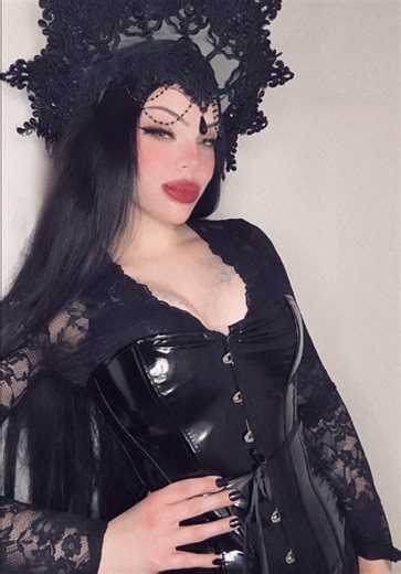 Exploring Dracula: The Legend of the Vampires in Transylvania