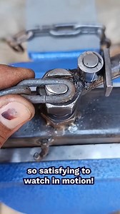 Watch This Manual Chain Making Machine in Action | Explored Planet