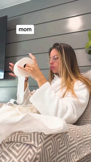 When you cant stop biting your nails #nails #biting #mom #bathroom #sneaky