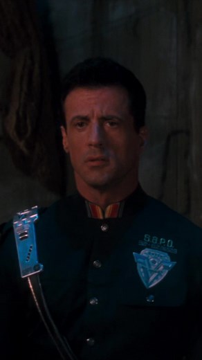 Demolition Man: Rat Burger Delight