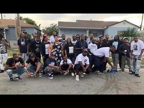 Poccet Hood Compton Crip VS PJ Watts Crips Front Hood Compton Crip & Largo 36