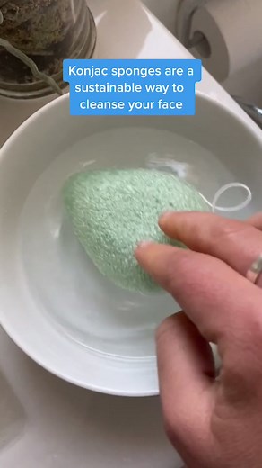 Sustainable Beauty Swap: Konjac Sponge Skin Cleansing Guide