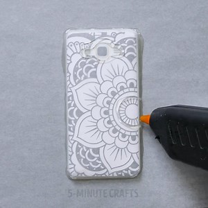 971K views · 277 reactions | 23 BRILLIANT PHONE HACKS | 5-Minute Crafts USA | Facebook