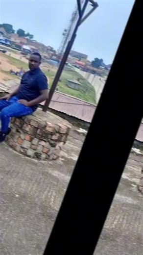 farouk (@farouk04702)’s videos with Guno Omwaka - Alien Skin Official