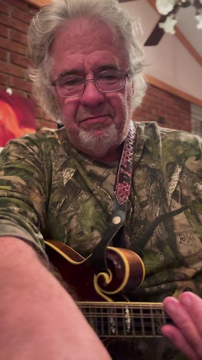 Hey, all, you Mandolin players, let’s have fun and learn from one another post your mandolin Licks here Sam Bush, Victoria, Kelly, Doyle Lawson Wayne Benson,any of you beginners advanced whatever let’s make it full I’ll start join me # Bluegrass | Jeff Parker