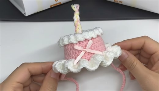 How to Crochet Birthday Cake Hat Pattern Everyone Will Want