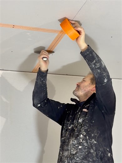 Essential Ceiling Prep Techniques for Plasterers
