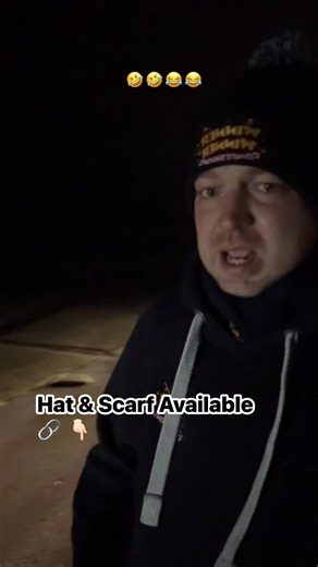 Stay warm and win a scarf and beanie for 🆓 | Winner Winner Competitions