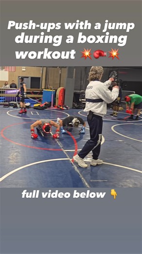 Coach Mike special exercise during Boxing workout: push-ups with jumping!!! #shorts
