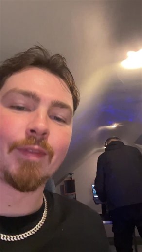 Lewi B on Instagram: "THE GREATEST DROP OF ALL TIME… 🔊 “I bring 2 out take ya whole crew out!” 🗣️ Vibes 😂 #grime #live #reels"