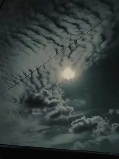 ভালোবাসা ও অহংকারের চিত্র: আপনার অনুভুতি বুঝেন?