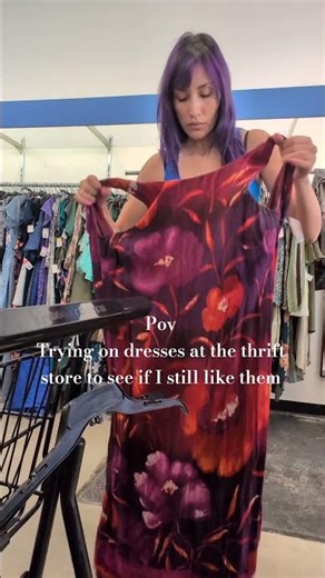 the color pattern and comfy fit! #thrift #thrifting