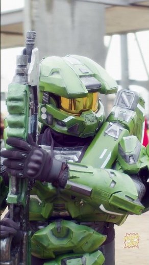 Master Chief Cosplay at MCM London Comic Con 🔥 Halo In Real Life