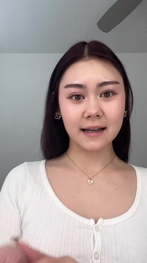 Too Faced Lip Injection Maximum Plump Lip Plumper Review