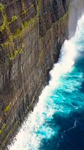Molokai Cliffs - Hawaii #hawaii #fyp #viral #trending #mountains #fblifestyle #foryou #earth | Earth Giants