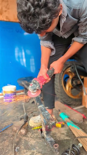 cafe racer making part 1 #automobile #caferacer #making #modification #bikers #garagebuilt