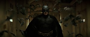 Batman : Christian Bale a fait des essais dans le Batsuit de Val Kilmer - CinéSérie