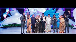 595K views · 15K reactions | Anju + Ajay Pc : #Team @Deepak_Vijay Crazy Star Ravichandran's daughter Geetanjali Wedding reception #Crazy #Star #Ravichandran #Celebrity #Wedding #indian #Style #Royal #Wedding_Stories #Big_Fat #Bridle #Bridel_Shoot #Crazy #Fun #Reception #Candid_Photography #Framing #Art #Series #Perspective #Detail #colours #Happy #Work #Wedmegood #Weddingsutra #SonyAlpha #Sonya9 #Deepak_Vijay_Photography | Deepak Vijay Photography | Facebook