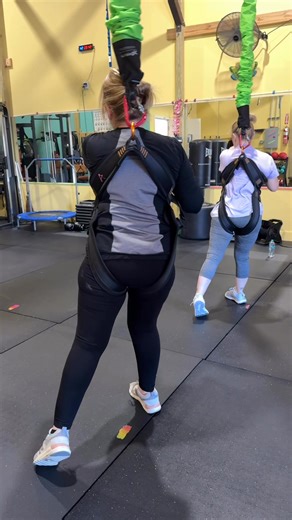 Located in Covington LOUISIANA #boujiebungeefitness #flyandflex #bungeebabes #sofly #saturdaysweat | Boujie Bungee Fitness