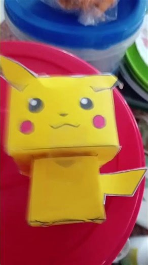 #art #pokemon #pikachu #squirtle #papercraft