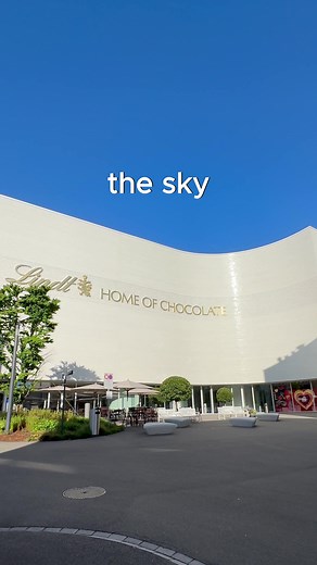 Explore the Lindt Chocolate Factory Experience