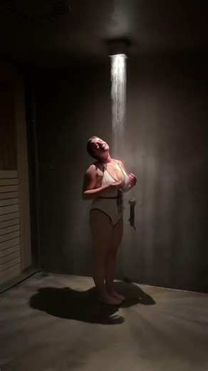 First Cold Plunge Experience at a Madrid Spa | Day 5 of the Aliveness Challenge