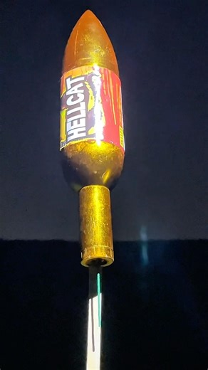 GOLDEN ROCKETS | FIREWORKS HELLCAT | EXTREME PYROTECHNICS (Experiment) Air Strike #fireworks #shorts