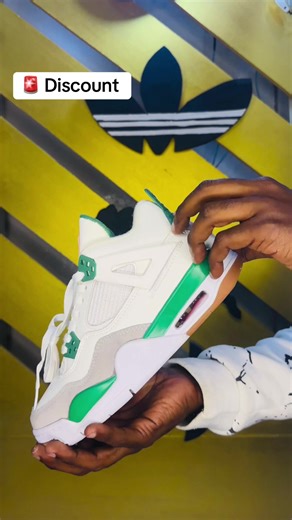 Air-jordan 4 Grey wa ino diyaar discount na way ku jiraan #fyp #creatorsearchinsights #shoebox #fashion #sneakers