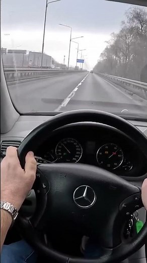 2004 Mercedes-Benz C 200 CDI (W203) | 122 HP Diesel Acceleration Test (0-100 km/h)