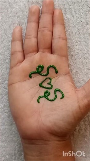 I Tried The Most GORGEOUS Mehndi Designs!