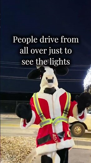 Only in Branson Missouri would a Chick fil A glow like this for Christmas. 🎄✨