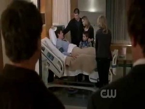 One Tree Hill - 911 - La Mort de Dan