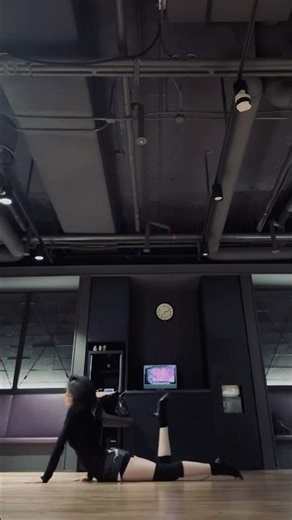 𝑑𝑒𝑠𝑒𝑟𝑡 𝑟𝑜𝑠𝑒 🥀