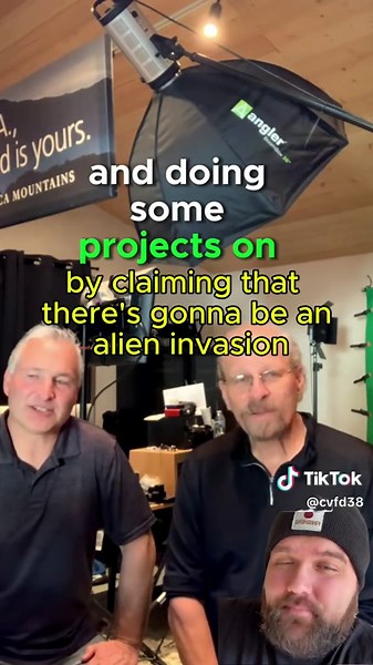 Alien Invasion, or the Rapture! #ufo #aliens #rapture #fyp #christian #christiantiktok #christianity
