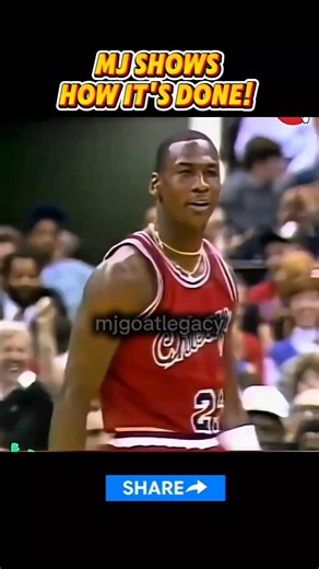 Michael Jordan Shows HOW IT’S DONE 😱 FREE-THROW LINE DUNK! 🔥 #shorts