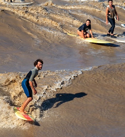 Mascaret de la Dordogne, le grand phénomène du Libournais !