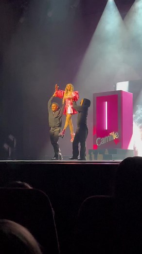 Wat is jullie favoriete liedje van @Camille ? #sostour #camille #camilledhont #sostouroostende