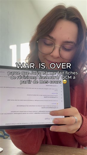WAR IS OVER 🤩 tu as enfin trouvé un outil qui te génère à partir de TES COURS 👉 fiche de révision 👉 flashcards 👉 QCM 👉 fiche d'arrêts (tu as juste à copier coller l'arrêt) 👉 plan et problématique de disserte (copie colle ton sujet !) Gagne du temps, de l'énergie, de l'envie d'apprendre le droit 🤩 le lien est en bio, si j'étais toi j'irais faire un tour 😏 ——— #droit#étudiant#POV#pourtoi#studytok