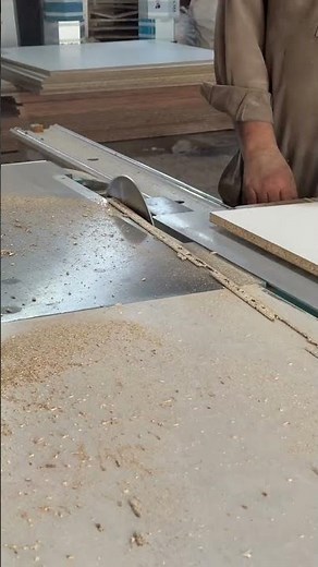 Precision Cutting with the Sliding Table Saw Technique