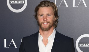 First Look Photo: Thad Luckinbill As J.T. Hellstrom on Set at Y&R
