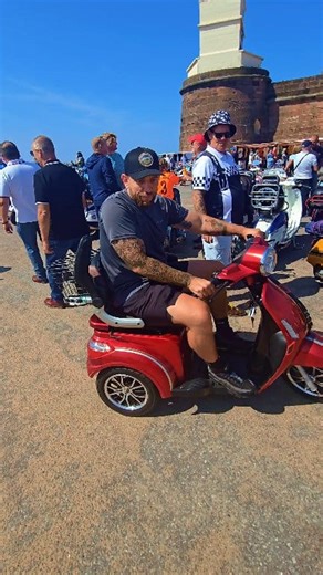 68K views · 1K reactions | Storm The Fort, Newbrighton! 勞 | Badboybeaman | Facebook