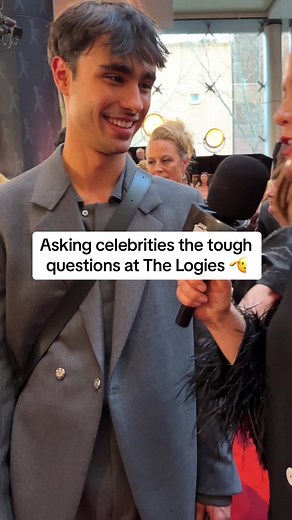 Asking the hard hitting questions, so you don’t have to 😜 #tvweeklogies #tvweeklogies2023 #TimTam #whatmorecouldyouwishfor