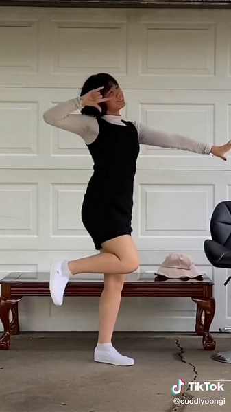 Chika Dance Challenge: Anime Moves and Fun!