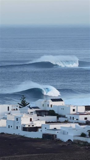 Surfline Europe on Instagram: "An ode to the North Atlantic, and this wonderful December swell run for Western Europe. Watch the full #SwellStory live now at the link in our bio 🔗 🎥 @victorienonfilms"