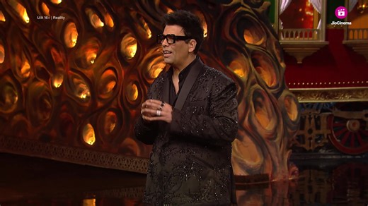 280K views · 4.9K reactions | Iss #WeekendKaVaar Ankita ne lagaya Vicky aur unke family par ilzam! Kya hoga iss mudde ka pati-patni ke rishte par anjam? Watch #WeekendKaVaar streaming free on #JioCinema and COLORS TV #BB17 #BiggBoss17 #BiggBoss17onJioCinema Karan Johar Aankita Lokhaande #VickyJain | Voot Select | Facebook