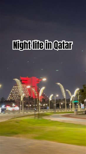 Night life in Qatar corniche road #dohaqatar #travel #nightlife