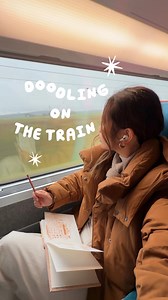 Travel sketching a fruit shop in Paris while on the train to Lyon✨ do you feel self-conscious drawing in public too? I felt shy at first but as I doodled I realized everybody was doing their own thing 🤷🏻‍♀️ and this experience makes me feel a bit more okay about sketching with people around ☺️ (I try to keep my sketching on the train quick tho, otherwise I get motion sickness 😂) Sketchbook @drawfullco | Dearelaineco