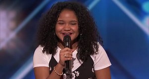 Amanda Mena: The 15-Year-Old Earns Golden Buzzer From Mel B - America's Got Talent 2018