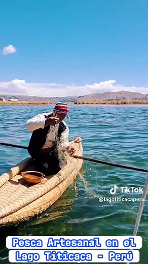 Pesca Artesanal en el Lago Titicaca: Cultura y Naturaleza