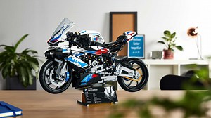 BMW And LEGO Release 1,920-Piece Technic M 1000 RR Set